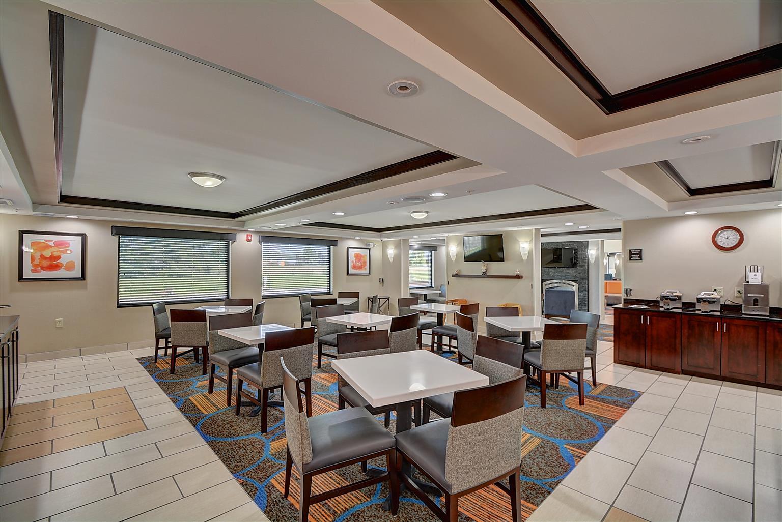 Best Western Plus Keene Hotel Εξωτερικό φωτογραφία