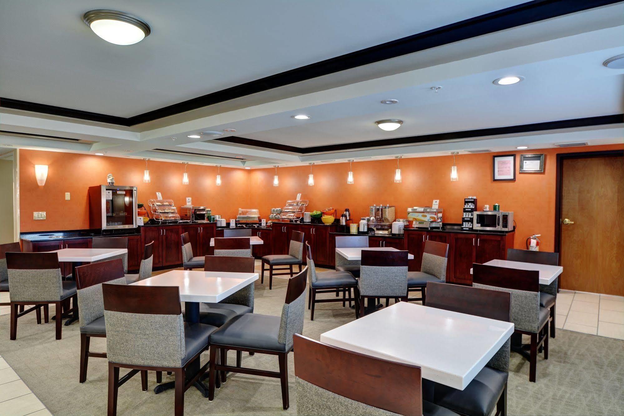 Best Western Plus Keene Hotel Εξωτερικό φωτογραφία
